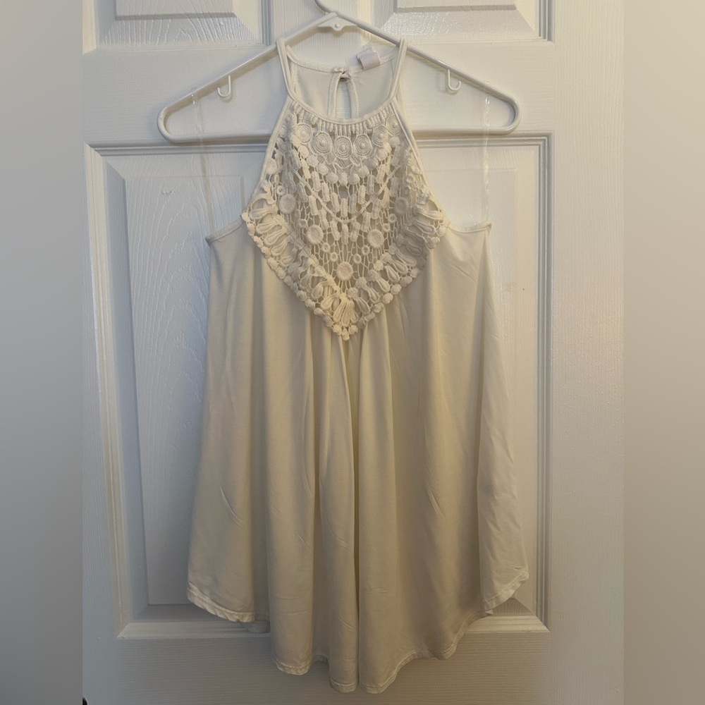 Elegant White Crochet Halter Blouse - Picture 3 of 16